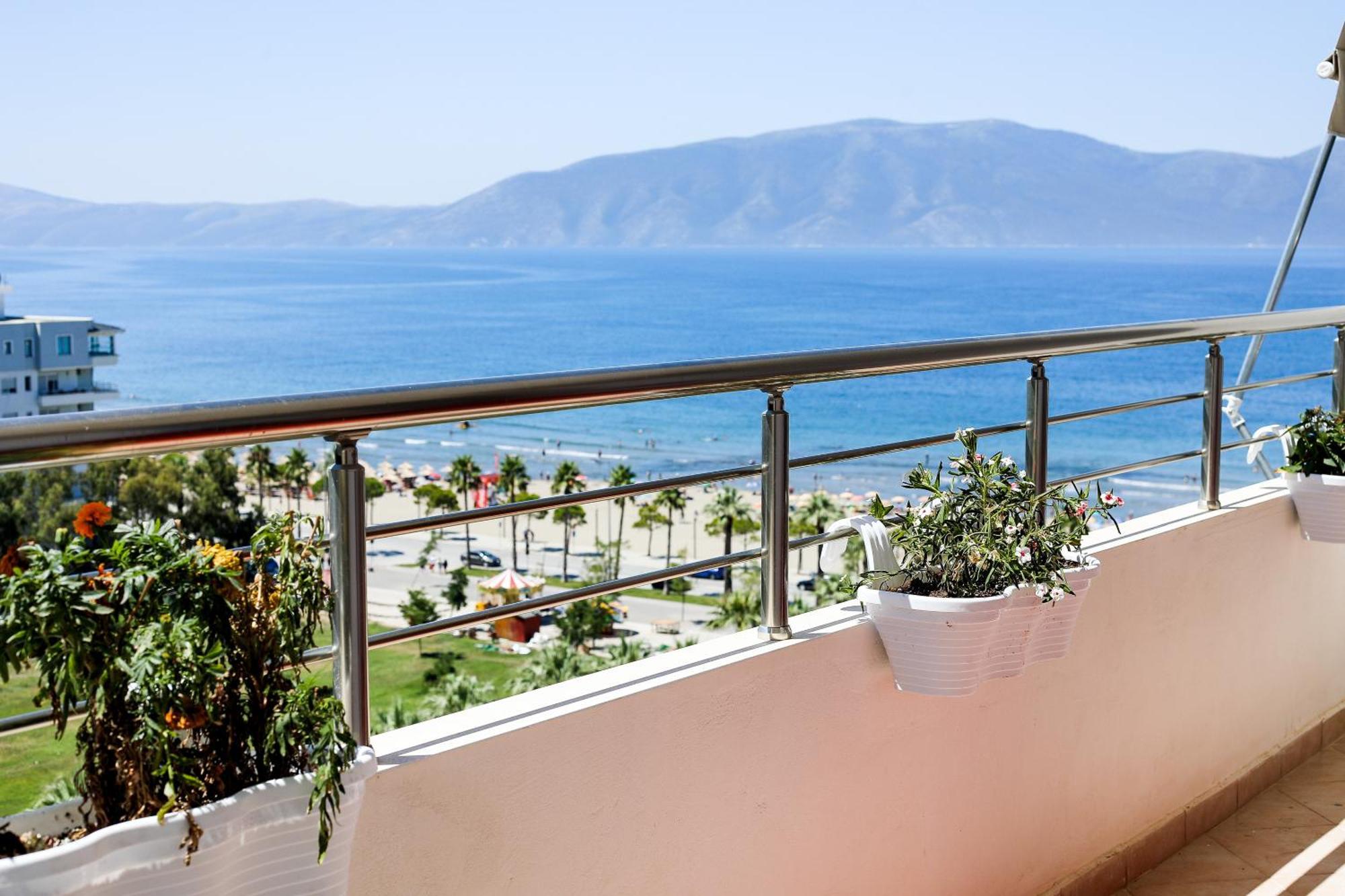 Sea Gem Apartment Vlorë Eksteriør bilde
